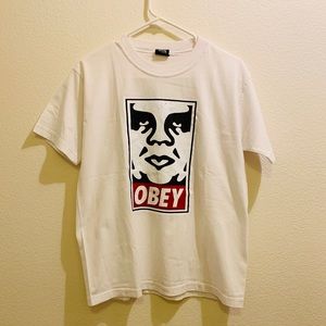 OBEY T-Shirt size Medium